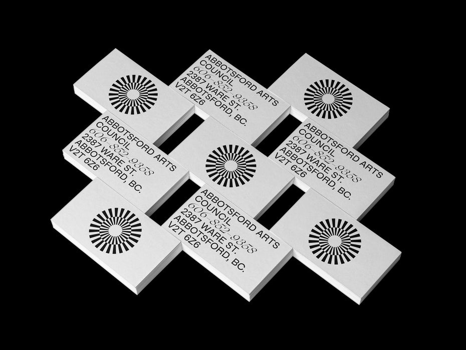 danh-thiep-co-van-ban-lon